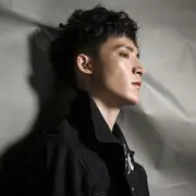 关于孤独我想说的话 - 趣弹音乐