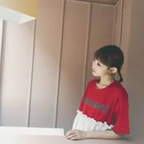 没有人会心疼我 - 趣弹音乐